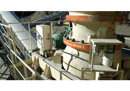 论圆锥破碎机配件的重要性